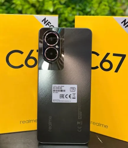 Realme C67 - 256Gb/8Ram - Verde - Preto Passamos cartão Entregamos Goiânia e Região