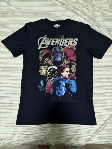 3 Camisetas Marvel tamanho M
