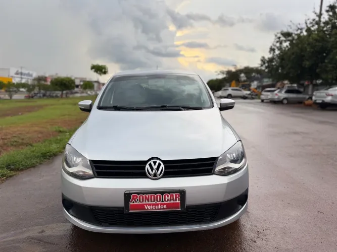 Volkswagen Fox 1.6 MI Total Flex 8V 5P 2013