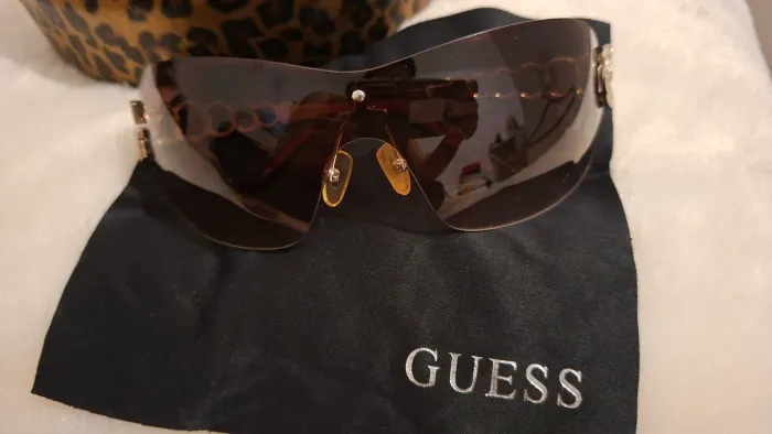 Óculos feminino Guess