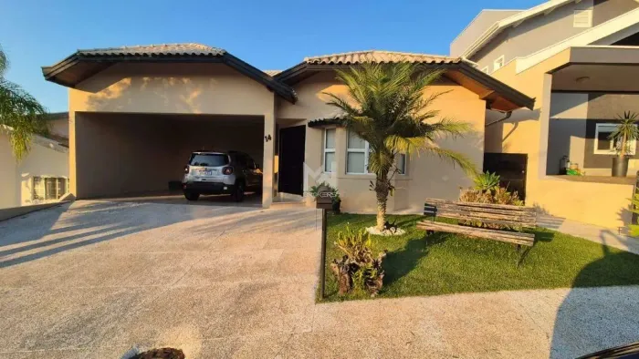 Casa MOBILIADA para alugar no Condomínio Recanto dos Paturis em Vinhedo - SP