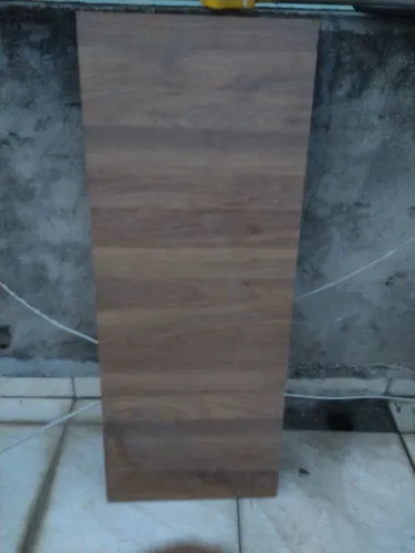  5 Placas de MDF de 10 no perfil de prateleira