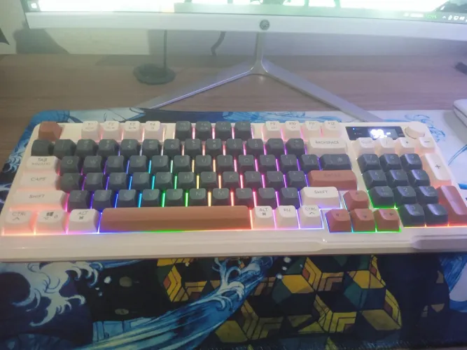 Teclado Mecânico Gamer RGB - Personalizado