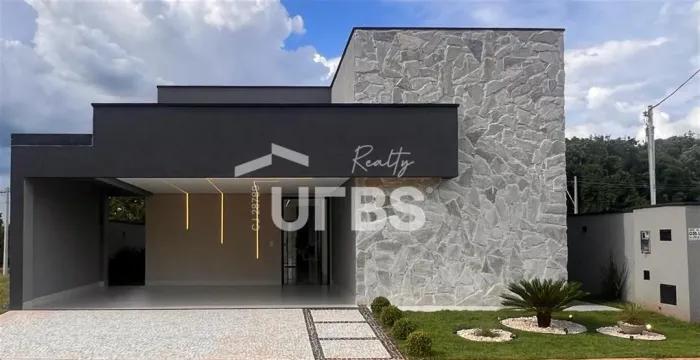 Excelente casa terrea a venda localizada no Residencial Rosa de Leiria, com 268,10m² de ár