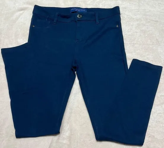 Calça Celebrity Pink, TAM. 14. Pouco uso .