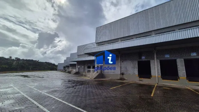 Galpão com 1.033 m² dentro de Condomínio em Abreu e Lima - PE