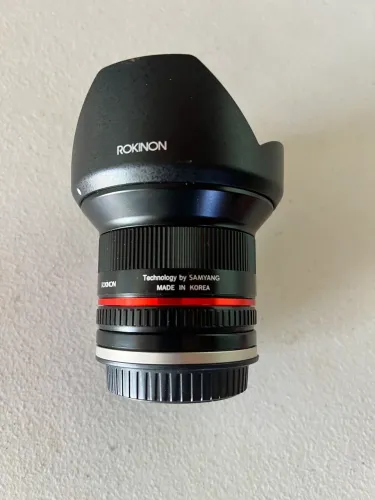 Lente Rokinon 12mm