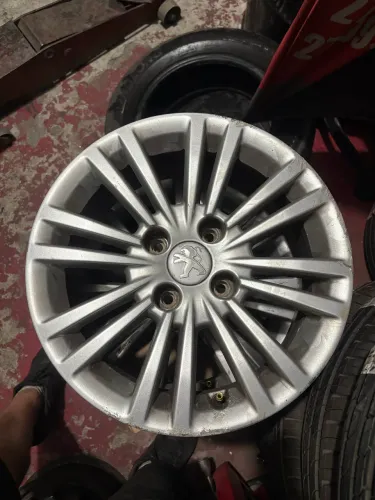 Rodas aro 15 Peogeot 
