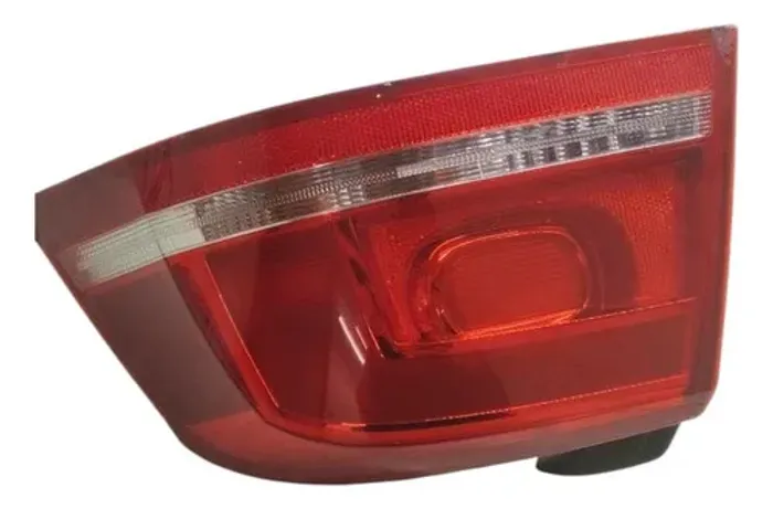 Lanterna Traseira Direita Passat Tsi 2012
