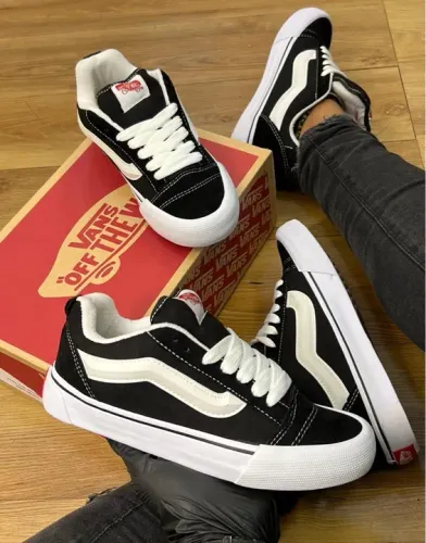 Tenis Vans Knu Skool