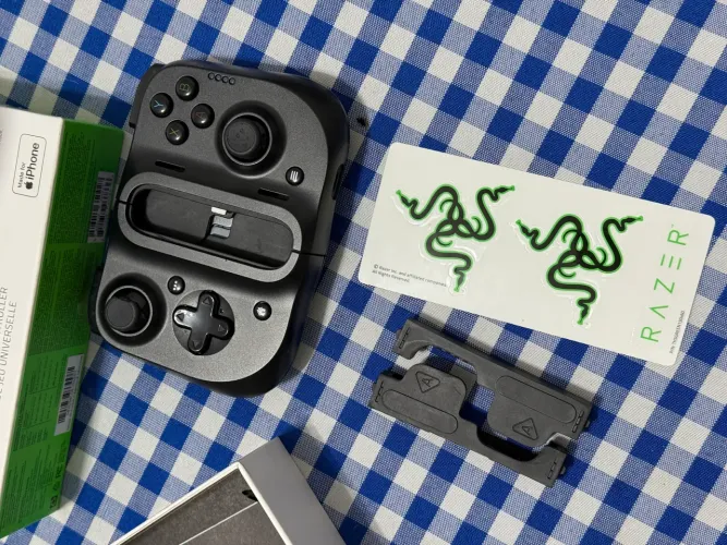 Joypad controle razer kishi iPhone lightning na caixa completo