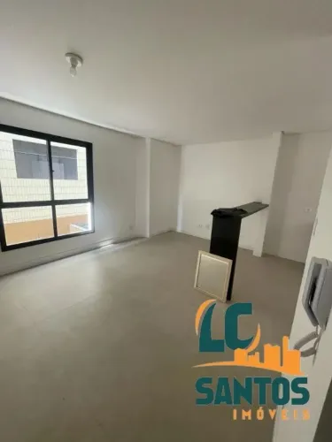 Casa em condomínio no Boqueirão em Santos .