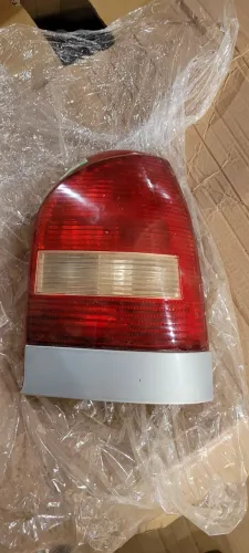 Lanterna Direita Gol G3 99/05 bom estado