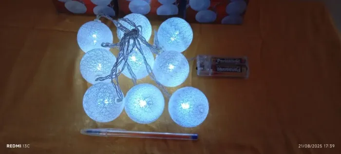 KIT C/60 bolas de Natal .  Cordao De Luz Natal C/10 Bolas Branca  Cada