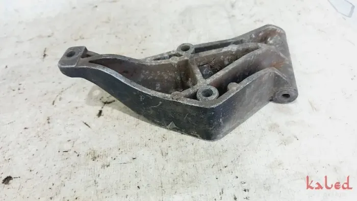 Suporte bomba de direção hidráulica VW Santana 97-2007 3251455151