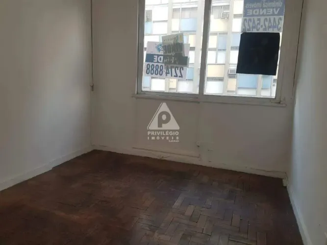 Sala Comercial a venda em Copacabana!