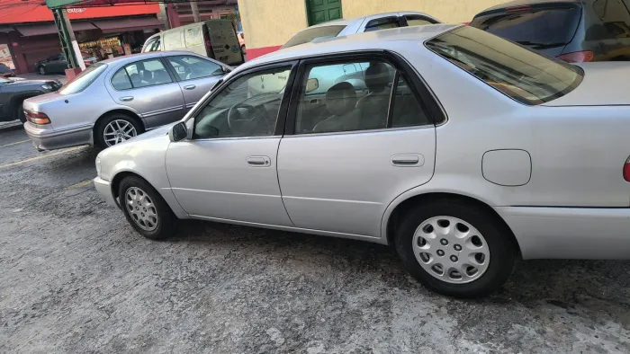 Toyota Corolla XLI 1.8/1.8 Flex 16V Aut. 1999
