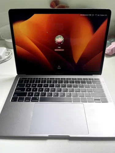 MacBook Pro 13 2017  - A1708 - i5 MEM 8GB HD 128GB 