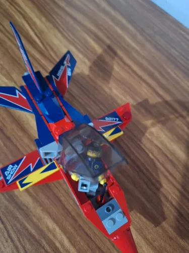 LEGO City Air Show Jet - Avião de brinquedo