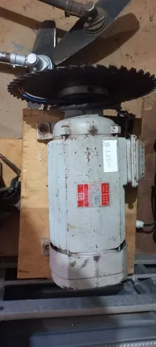 moto elétrico trifásico 10HP