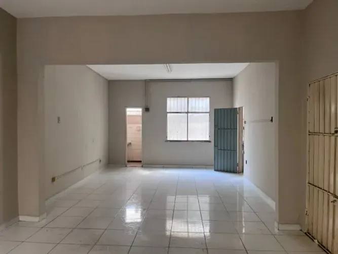 Sala Comercial 50m² para Alugar - Guilherme Moreira, Centro, Manaus -Ótima Localizacão!