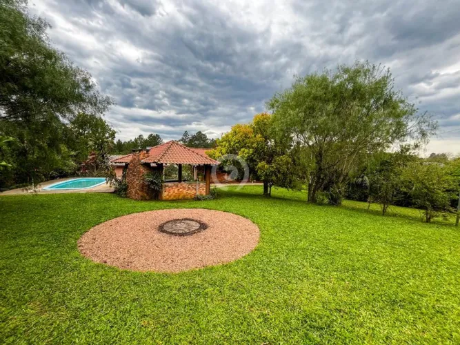 Chácara à venda em Capela de Santana, Centro, com 3 quartos, com 1900 m²