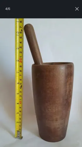 MT Pilão + Socador Artesanal Antigo em Madeira de Lei