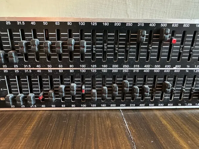 Behringer Fbq3102 Equalizador