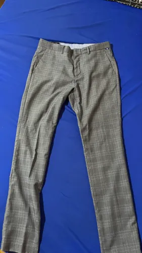 Calça de alfaiataria cinza