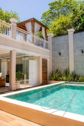 Casa de alto padrão em condomínio à venda em Cotia-SP, bairro São Paulo II: 4 quartos, 2 s