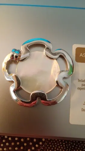 Vendo essa pingente de madre pérola baratinho