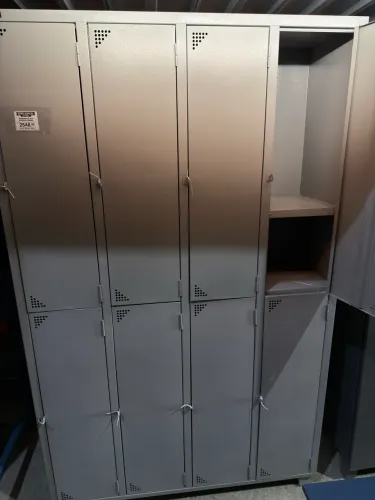 Armário de aço insalubre de 8 portas