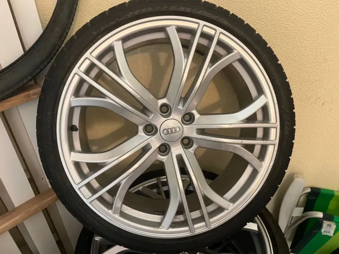 Rodas Audi aro 20 pneus novos 5x112