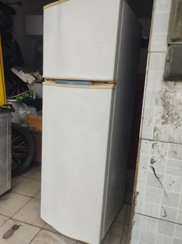 Geladeira Consul Frost Free perfeita 