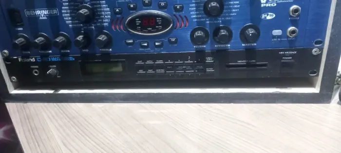 Módulo Vintage Roland D110