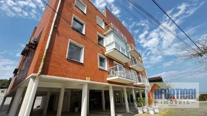 Apartamento à venda na Praia Mansa, em Matinhos/PR | 3 dormitórios e acesso privativo à pr