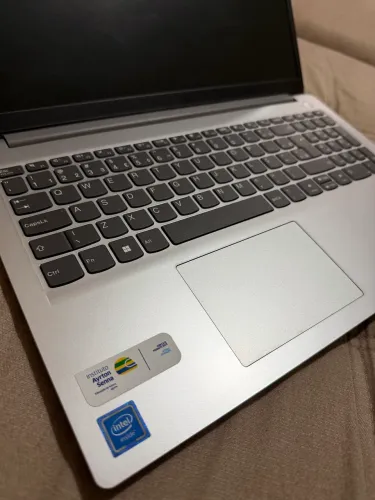 Notebook Lenovo | SSD 128GB | 4GB RAM | Windows 11 | Excelente estado de conservação