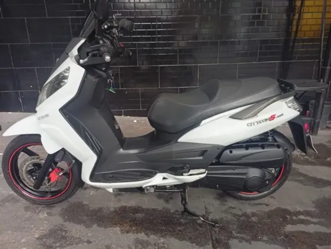 CITYCOM S 300i 2017 !!! Vendo ou Troco LEIA O ANUNCIO