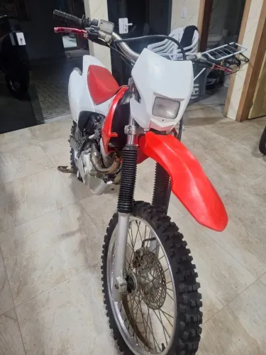 Honda CRF 230 F 2015 - R$ 15.500,00