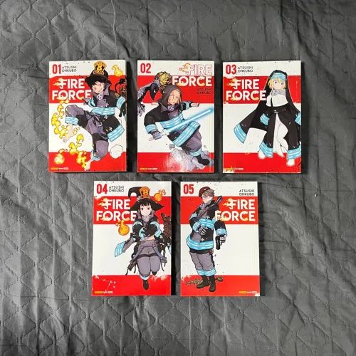 Mangás Fire Force - Volumes 1 a 5