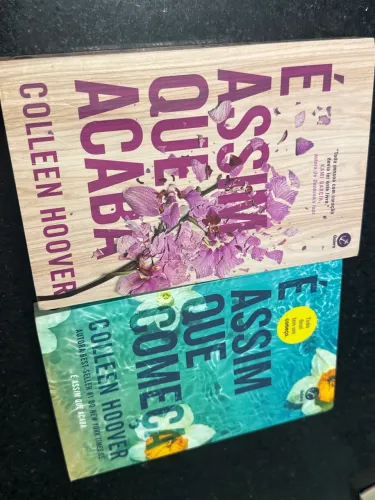 Livro collen hoover 