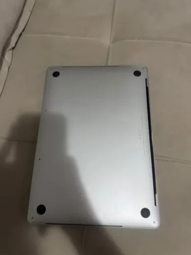 MacBook pro 13 2019