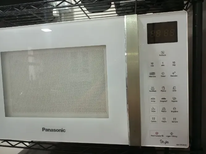 Microondas Style 32 Litros Panasonic Branco