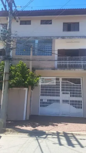 Casa com 5 dormitórios para alugar, 424 m² por R$ 4.005,52/mês - Cidade Industrial - Loren
