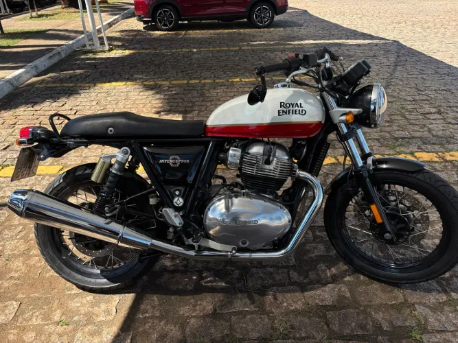 Royal Enfield Interceptor 650 - 2020