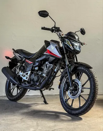 Titan 160
