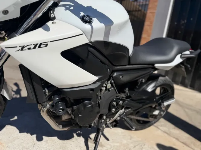 Xj6 