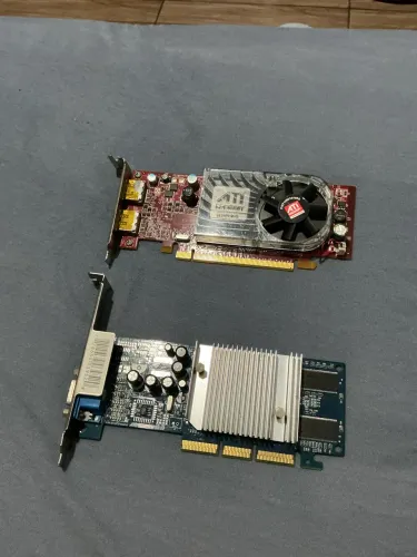 Vendo 2 placas de vídeo (ler a descrição!)
