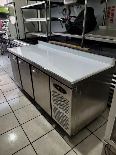 BALCÃO REFRIGERADO INOX MACOM 