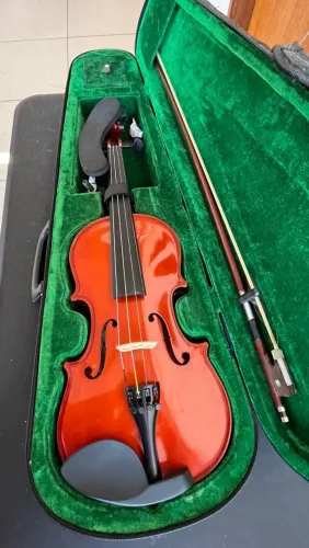 Violino 3/4 Giannini + queixeira